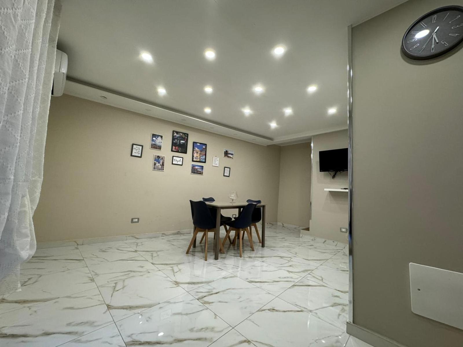 Pizzaiola'S Home Neapel Exterior foto